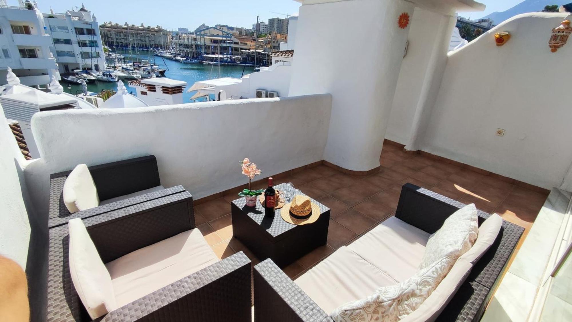 Puerto Marina Luxury Apartment With Sea Views Беналмадена Екстериор снимка